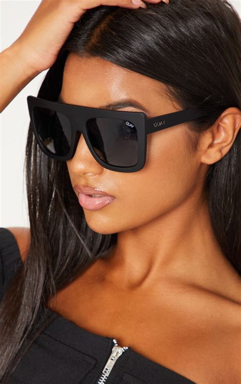 Quay black sunglasses - Shop products that have been wholly produced or have undergone their last substantial transformation in Italy. Discover more about “Made in Italy”, a label synonymous througho